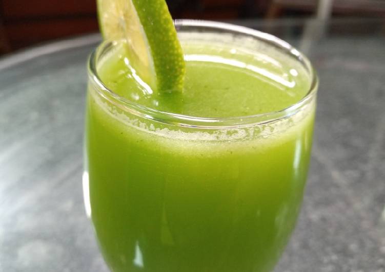 Recipe of Any-night-of-the-week Healthy green lemonade