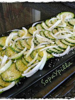 Una foto de Carpaccio de calabacín
