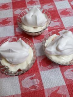 Una foto de Postre de limón con leche condensada sin azúcar
