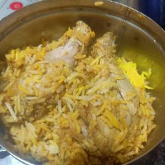 A picture of Hyderabadi chicken biryani.