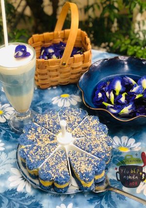 Hình của món Xôi vị hoa đậu biếc.