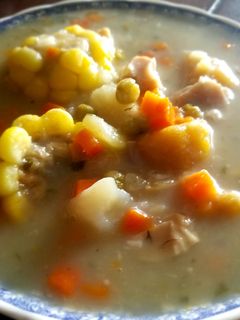 Una foto de Sopas de mondongo (callos)