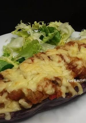 Una foto de Berenjena rellena de zaramandoña con bacalao
