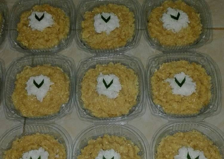 Langkah Mudah untuk Menyiapkan Bubur merah putih beras yang Enak Banget