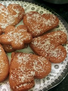 सिन्धी मीठी टिक्की (sindhi meetha tikki recipe in Hindi) रेसिपी मुख्य फोटो