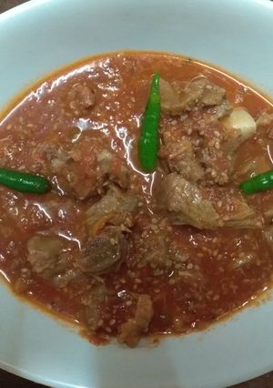 A picture of Sweet and spicy mutton#cookingwithtomatoesrecipecontest#4weeksch.