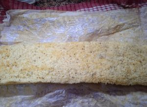 Una foto de Pionono de harina de almendras y trigo (queda especial)😋😋😋💚💛💙❤️