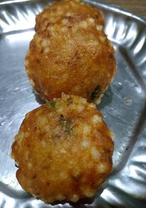 A picture of Sago vada.