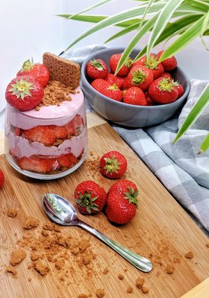 Une photo de Verrines à la fraise et au spéculoos