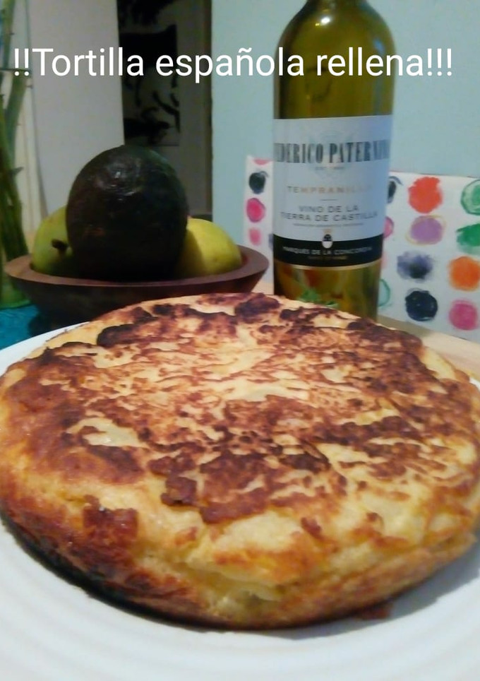Una foto de Tortilla española rellena de queso azul