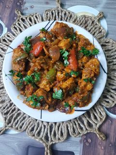 চিলি চিকেন(chilly chicken recipe in Bengali) রেসিপির প্রধান ছবি