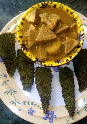 A picture of Potato jackfruit masala.