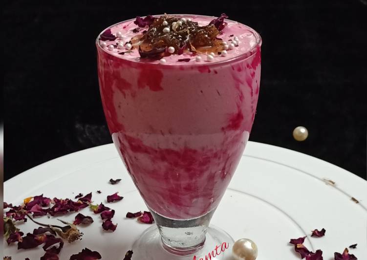 Steps to Make Perfect Rose Gulkand mousse