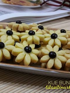 Foto resep Kue Bunga (modif kue semprit)