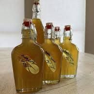 A picture of Caju Amargo (cashew liquor) (Guinea-Bissau).