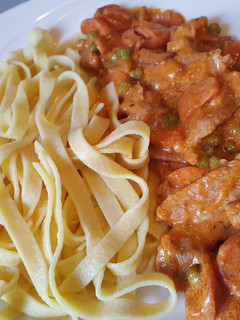 Virslis zöldborsós tokány recept fotója