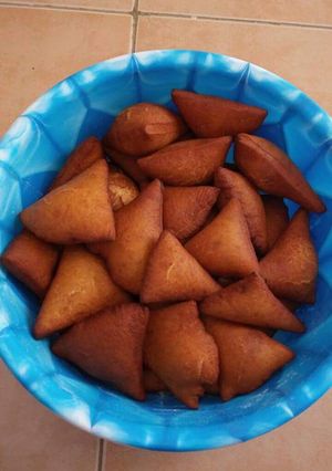 A picture of Mandazi.