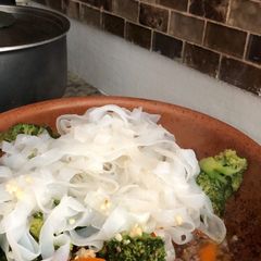 A picture of Beef Ramen Noodle Stir Fry.