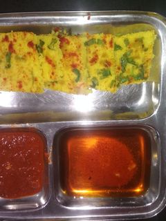 સ્ટીમ ઢોકળા(dhokal recipe in Gujarati) રેસીપી મુખ્ય ફોટો