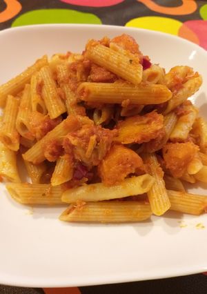 Una foto de Macarrones con atún y calabaza