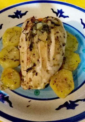 Una foto de Pechuga de pollo en miel y orégano