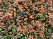 Gambar minced beef basil