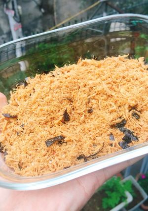 Hình của món Chà bông gà rong biển.