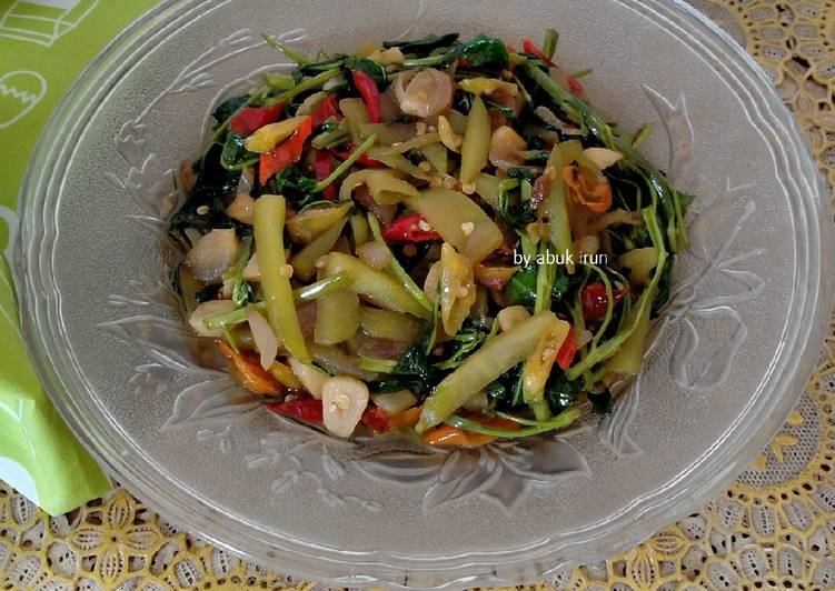 Tumis Labu Siam Kangkung
