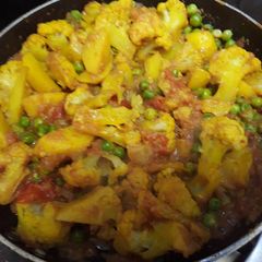 A picture of Couliflower curry.