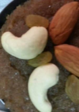 A picture of Karda Prashad aata halwa.