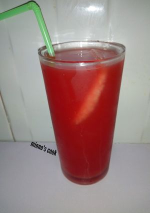 A picture of Waternelon juice.