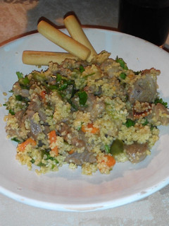 Una foto de Cous-cous con cordero y verduras al Wok