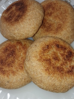Una foto de Pan integral en sartén (súper fácil) 🍞