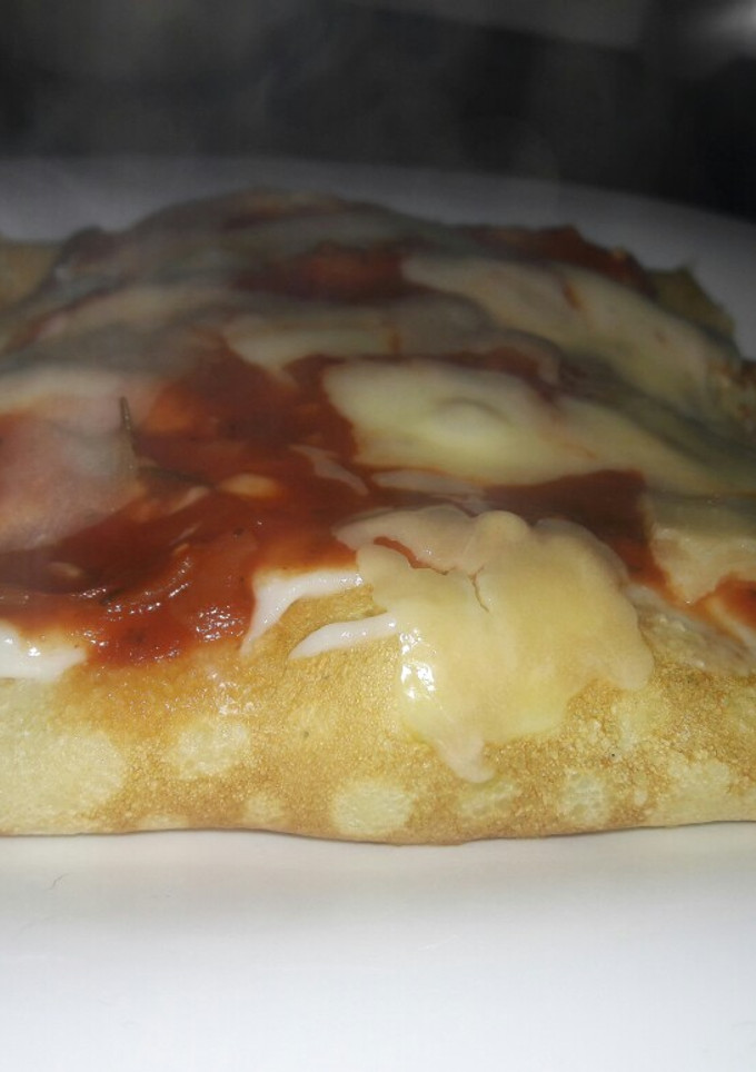 Una foto de Canelones de pollo con salsa blanca