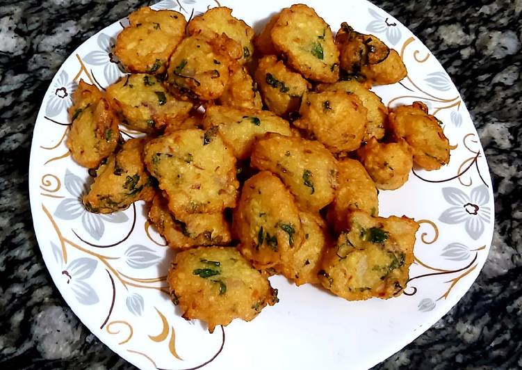 Any-night-of-the-week Dal vada