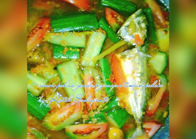 Asam pedas ikan gembung sayur timun