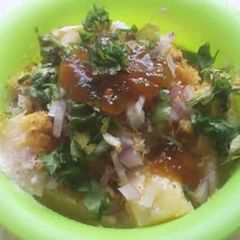 A picture of Masala Potato Chaat.