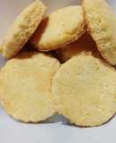 * Galletitas de polenta *