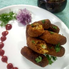 A picture of Avocado cheese croquettes.