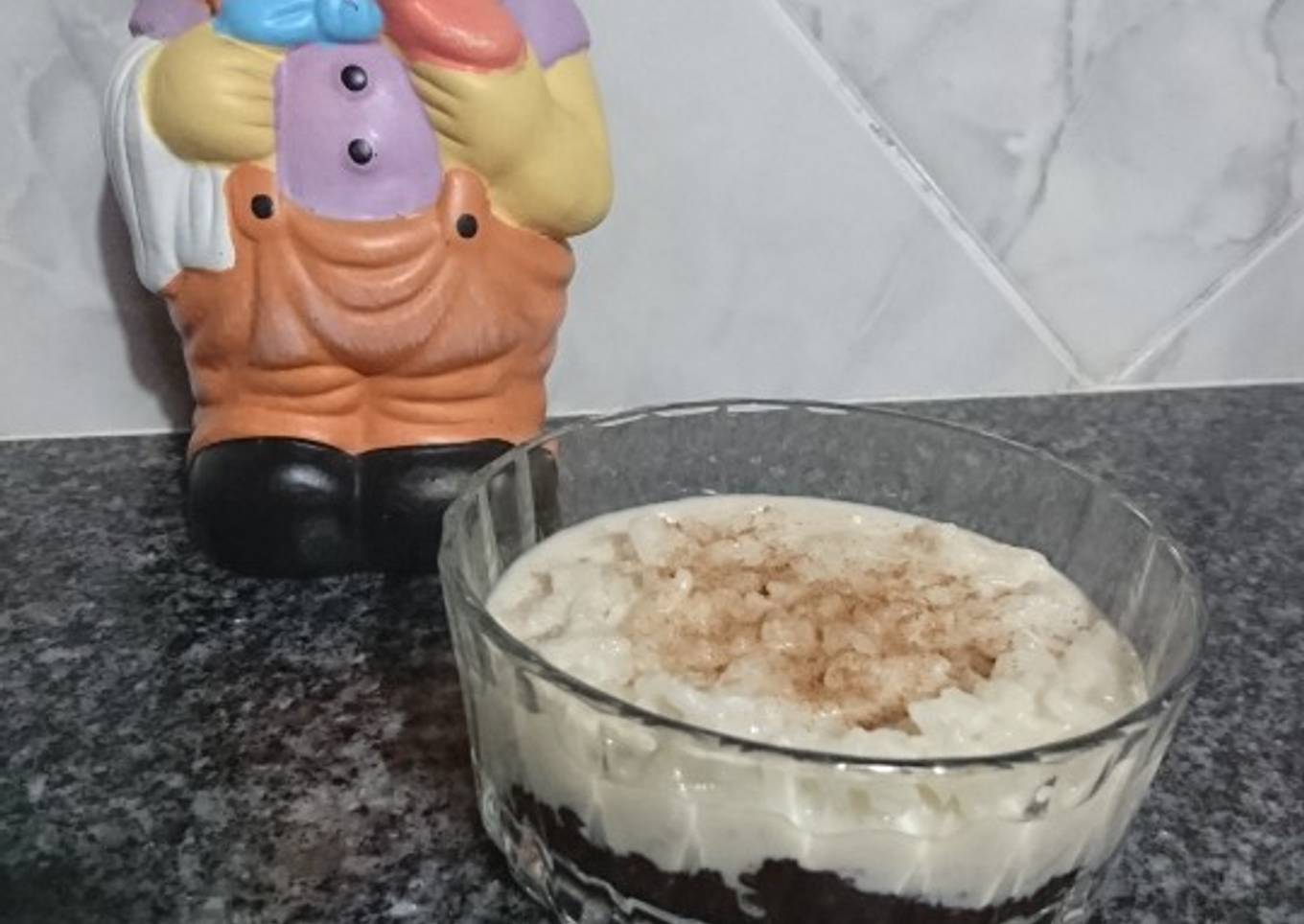 Arroz con leche sobre colchón de mermelada de ciruelas 🍑