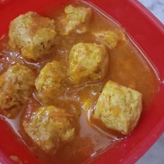 A picture of Soya chunks.