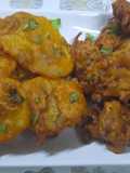 Piyaz,Aalu,tamater mix pakora and Aalu chips paora