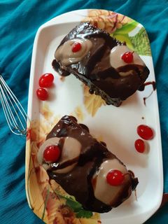 ডেক্যাডেন্ট চকোলেট কেক (decadent chocolate cake recipe in Bengali) রেসিপির প্রধান ছবি