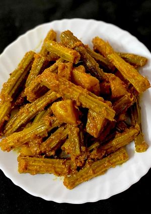सहजन की सब्जी / ड्रमस्टिक रेसिपी मुख्य फोटो