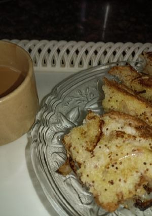 फटाफट सॉस वाले सैंडविच (fatafat sauce wale sandwich recipe in Hindi) रेसिपी मुख्य फोटो