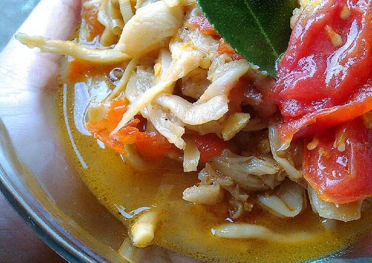  Resep Jamur Tiram Kuah  Pedas oleh Nelie Pandiangan Cookpad