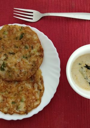 A picture of Rice and suji vegetable Savoury pancakes.