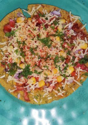 A picture of 2 minutes Khakra Pizza.
