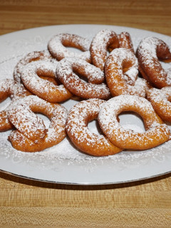 Una foto de PICARONES DE CAMOTE. JON STYLE