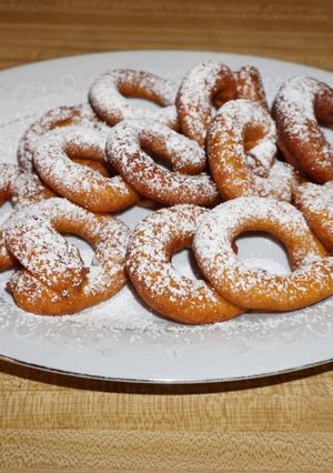 Una foto de PICARONES DE CAMOTE. JON STYLE